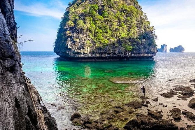 Sunrise Premium Tour to Phi Phi Island by Speed Boat - What is the Sunrise Premium Tour to Phi Phi Island?