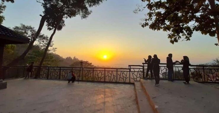 Sunrise Setumbu, Borobudur & Prambanan Temple All In - Key Points
