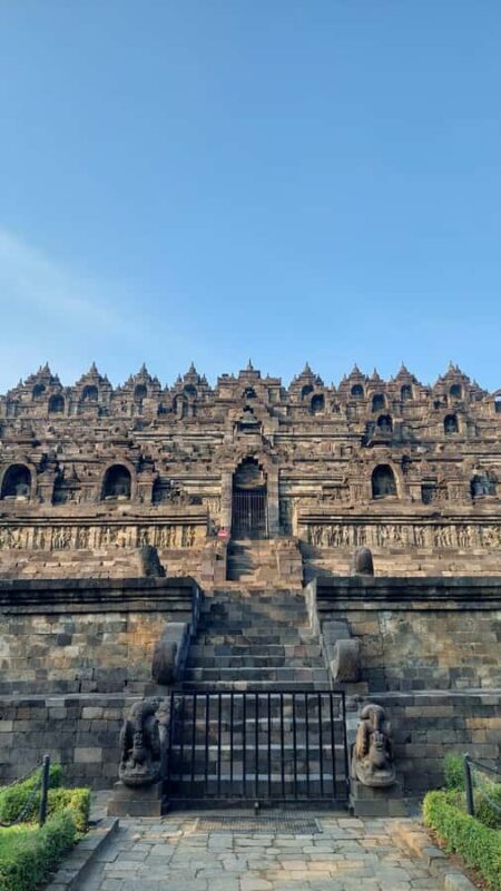 Sunrise Setumbu, Borobudur structure climbing and Prambanan - The Sum Up: Who Will Appreciate This Tour?