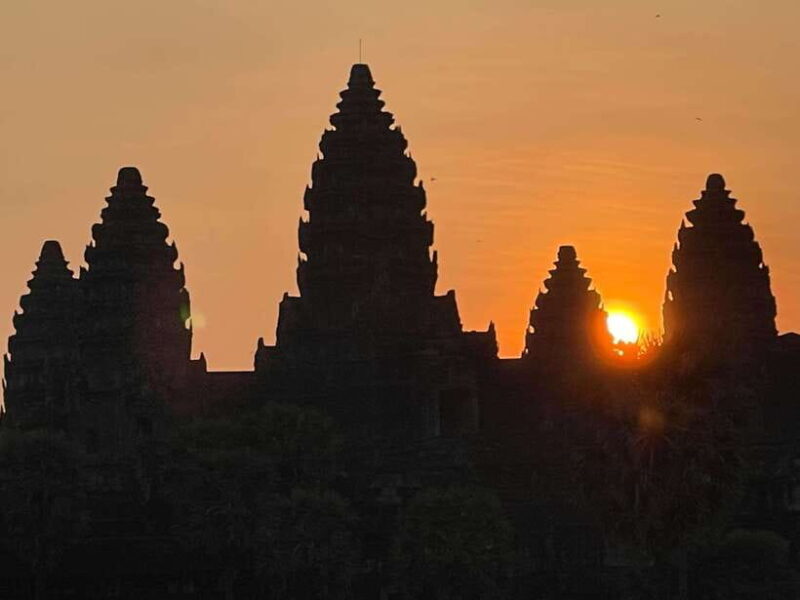 Sunrise Shared Tour in Angkor from Siem Reap - Who Should Consider This Tour?