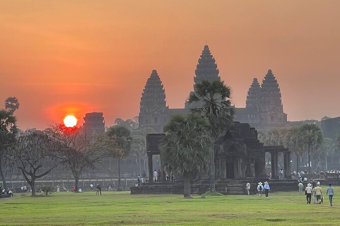 Sunrise Shared Tour in Angkor From Siem Reap - What To Expect