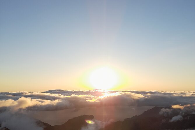 Sunrise Tour at Pico Do Arieiro With Coffee/Tea and Breakfast Included - Common Questions