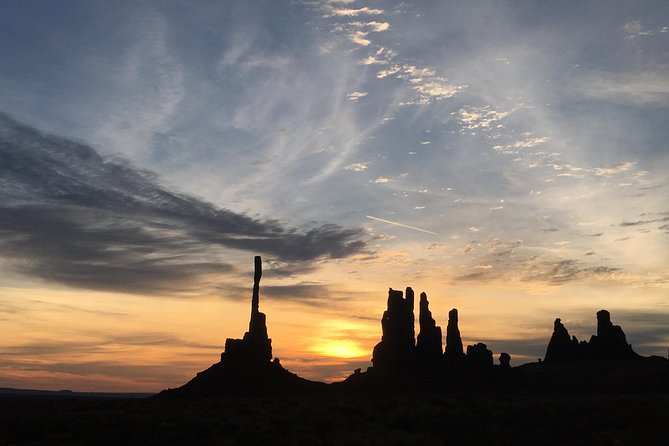 Sunrise Tour of Monument Valley - The Sum Up