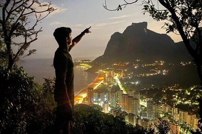 Sunrise Two Brothers Hike in Vidigal - Tour Overview
