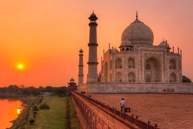 Sunrise Visit to the Taj Mahal and Agra Day Excursion from Delhi - FAQ