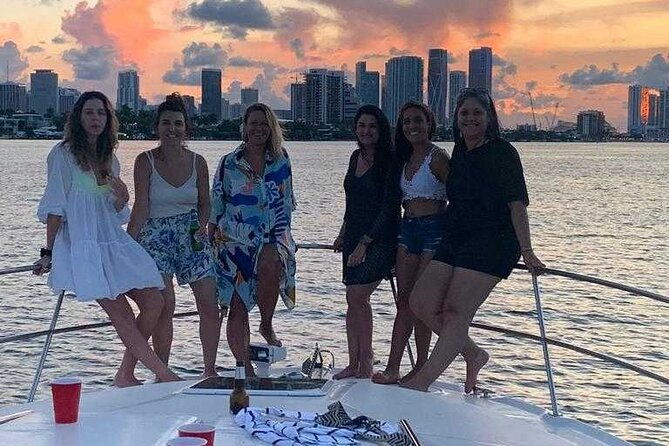 Sunset and Night Cruise of the Miami Bay Skyline on a Yacht - Price and Value