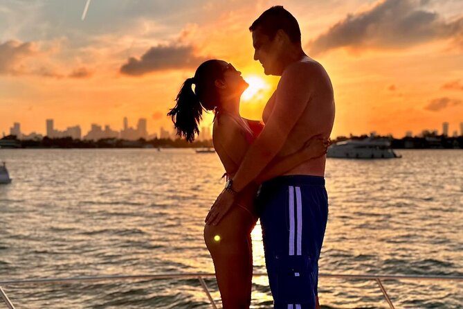 Sunset and Night Cruise of the Miami Bay Skyline on a Yacht - Activity Details