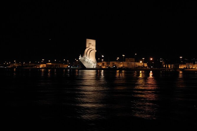 Sunset and Night Cruise With Champagne - Capture Stunning Photos of the Sunset