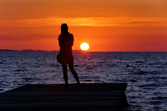 Sunset and Night Cruise With Sparkling Wine in Zadar - Additional Notes
