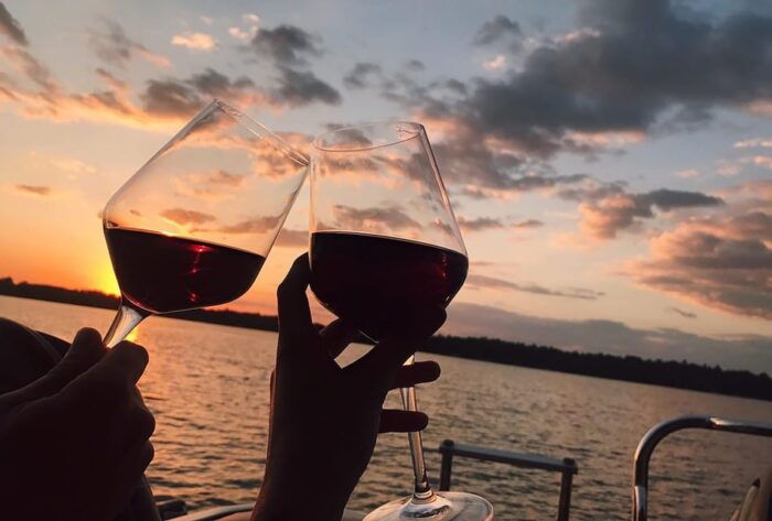 SUNSET - Aperitif on a Sailing Boat - Customer Experience