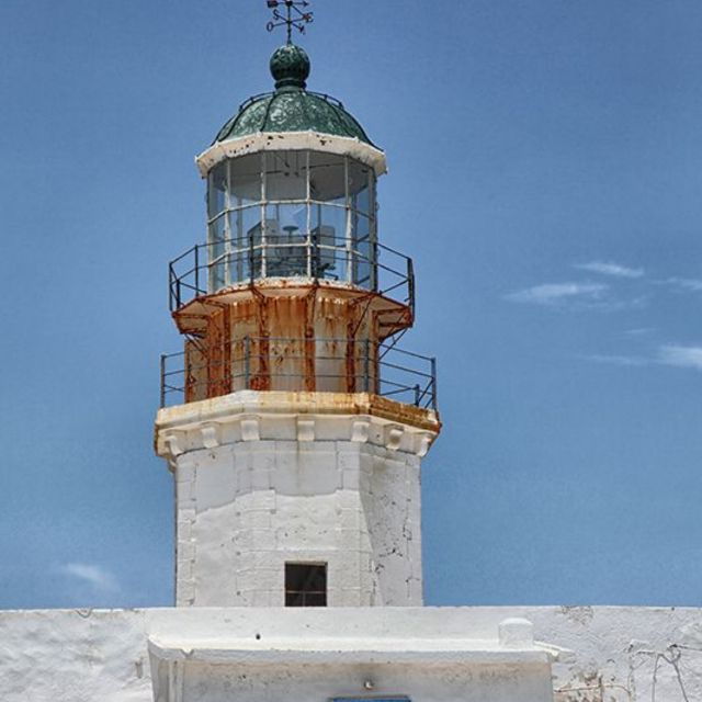Sunset Armenistis Lighthouse Visit - Location and Surroundings