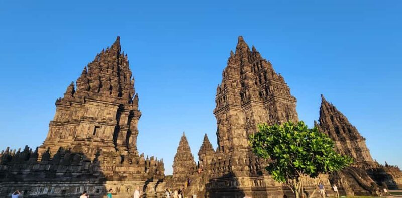 Sunset at Prambanan Temple with Professional Guide - Exploring the Experience
