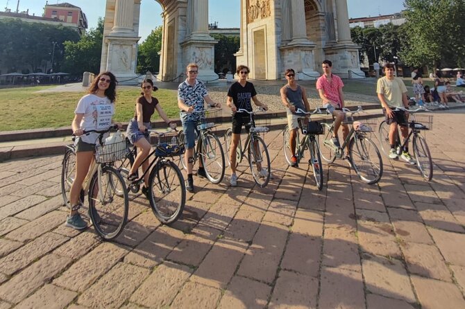 Sunset Bike Tour in Milan With Aperitivo Included - What to Expect on the Bike Tour