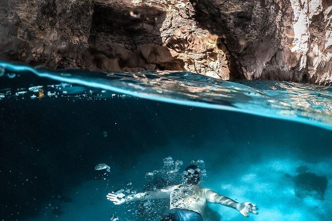 Sunset Boat Cruise Experience Around Comino & Blue Lagoon - Malta - Meeting & Boarding Information