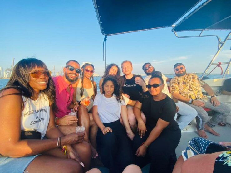 Sunset Boat Party, Caribbean Restaurant & Getsemaní Tour - Activity Details
