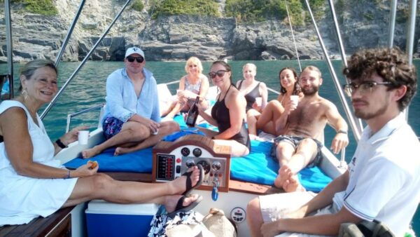 Sunset Boat Tour With Drinks and Snacks - Frequently Asked Questions