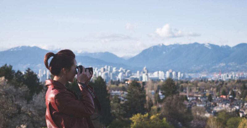Sunset Bus Tour: Stanley Park & English Bay Photostops - Real Traveler Insights