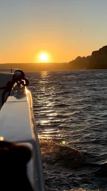 Sunset by boat in Lagos - Accessibility and Suitability