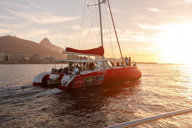 Sunset Champagne Cruise From Cape Town,Table Mountain,Bo-Kaap - Book Your Sunset Champagne Cruise Today!