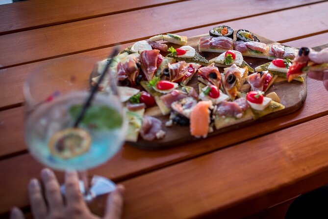 Sunset Cruise | Cocktail Experience on Board Around Dubrovnik - On-Board Amenities