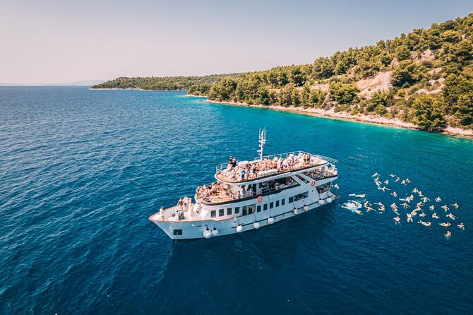 Sunset Cruise From Split With Live Music and Unlimited Open Bar - Itinerary Highlights