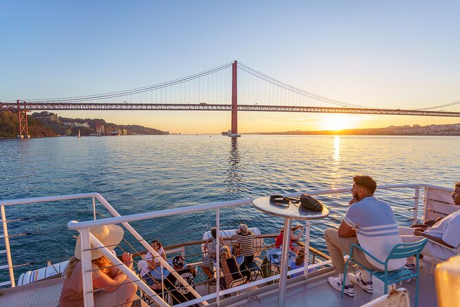 Sunset Cruise With Wine & Snacks - Overview and Experience