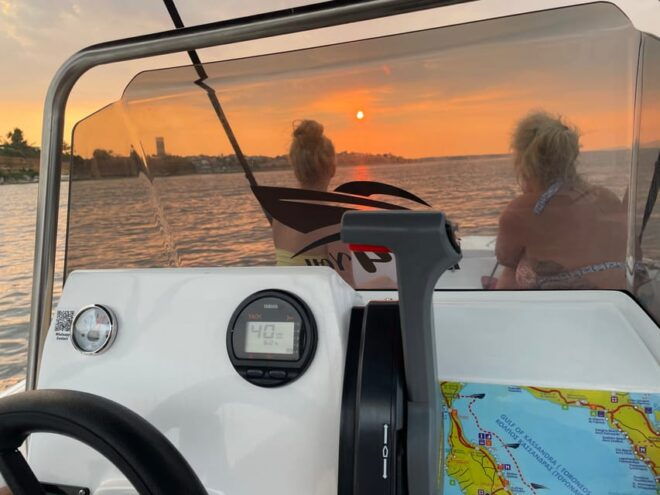 Sunset Cruising - Whats Included and Excluded