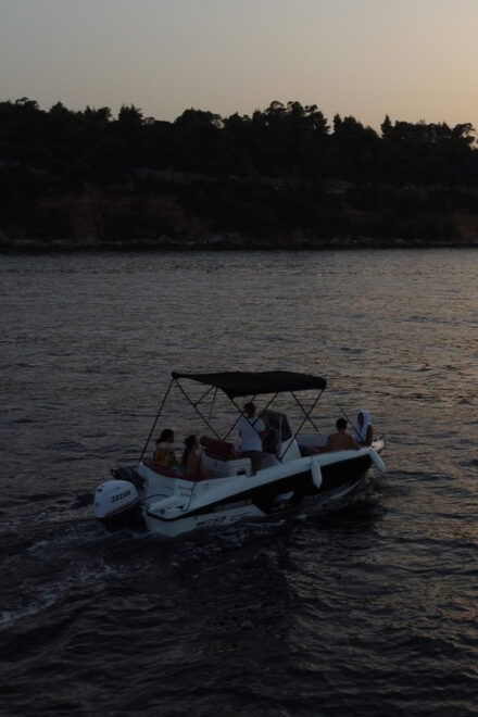 Sunset Cruising - Participant Age and Requirements