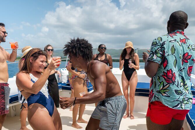Sunset Deluxe 2-Hour Private Charter in Montego Bay, Open Bar - FAQ