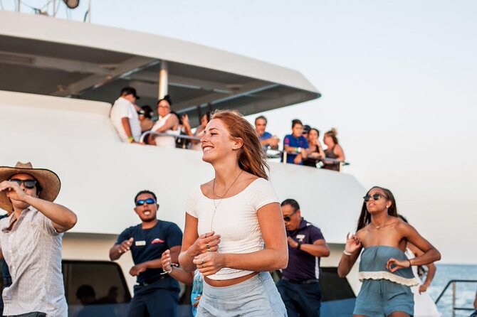 Sunset Dinner Cruise in Los Cabos - Common Questions