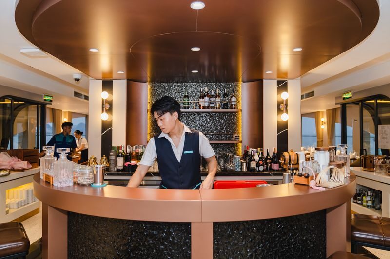 Sunset Dinner Experience of Ha Long Bay by Saquila Yacht - Booking and timing tips that matter