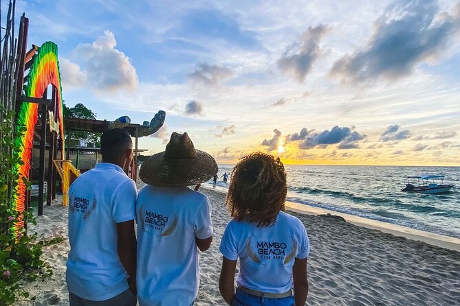 Sunset Excursion Playa Blanca Baru and Bioluminescent Plankton - Pickup Logistics