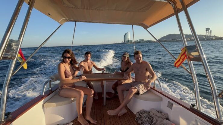 Sunset From a Private Classic Yacht - Booking Details