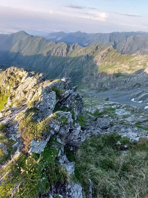 Sunset Hike on Transfgran: Buteanu & Capra glaciary lake - FAQs