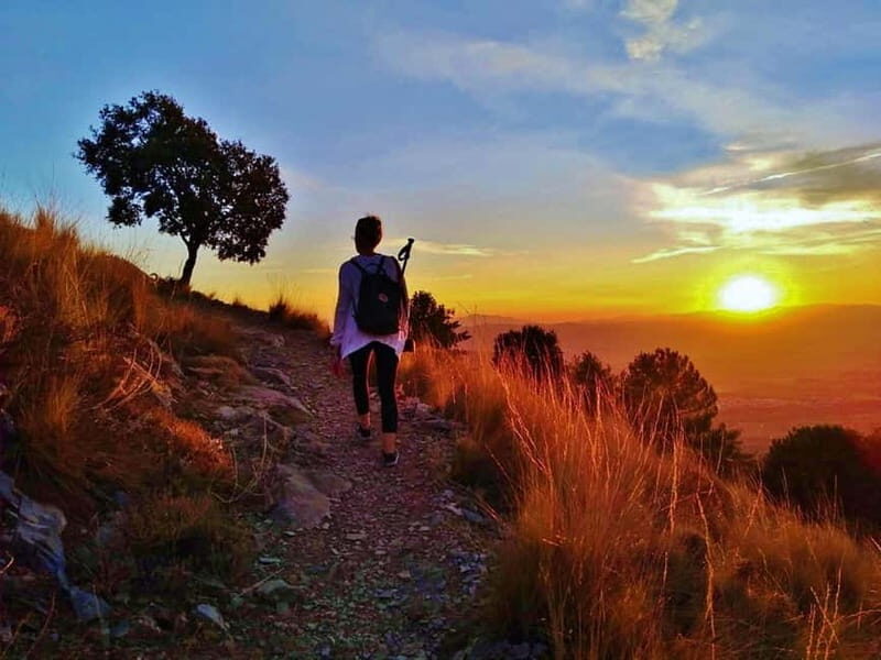 Sunset Hike & Summit Sierra Nevada with pup - Good To Know
