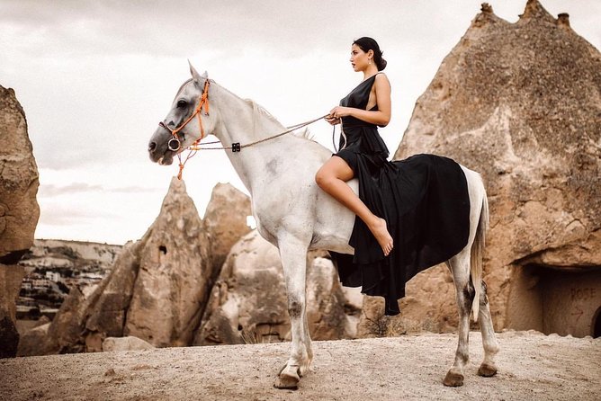 Sunset Horseback Riding Through The Valleys In Cappadocia - Experiencing the Magic of Cappadocia at Dusk