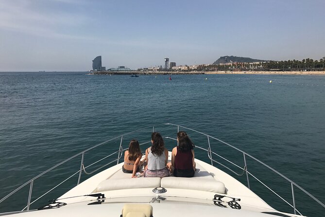 Sunset in a Private Motor Yacht - Customer Reviews and Testimonials