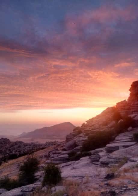 Sunset in El Torcal de Antequera with transportation from Antequera - FAQ