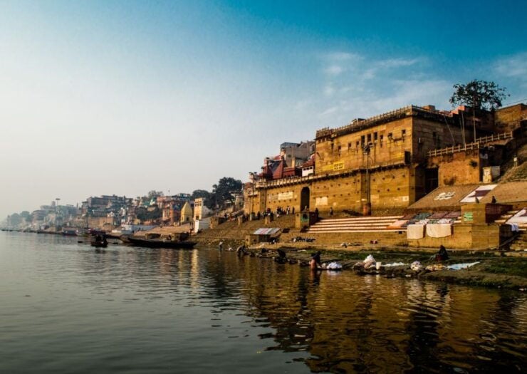 Sunset in Varanasi Tour With a Local With Free Ganga Aarti - Tour Overview