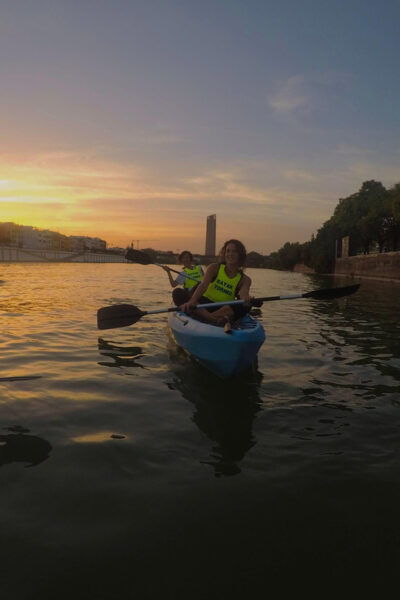 Sunset Kayak: Historic Seville, Triana and La Cartuja - Photographic Report