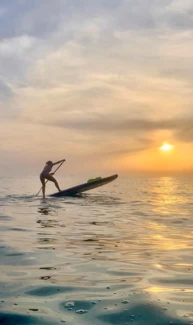 Sunset kayak/Sup tour - Lukova tiny caves and Secret beaches - The Authentic Experience