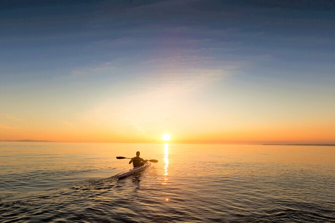 Sunset Kayaking Adventure in Roundstone Bay. Guided - Guided Kayaking Adventure in Roundstone Bay