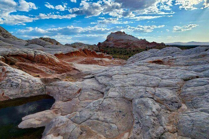 Sunset Off-Road White Pocket Guided Hike Activity - Small Group - Authentic Experiences from Reviewers