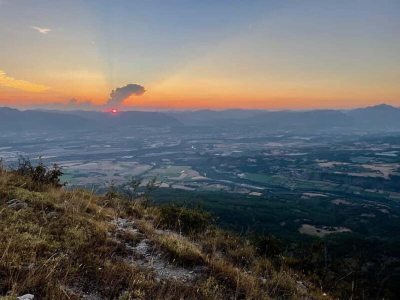 Sunset on Gâche mountain - Panoramic view of the Alps - FAQ