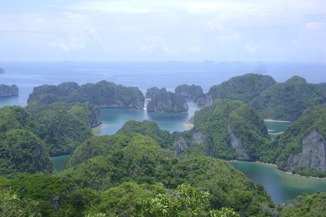 Sunset on Lan Ha Bay one of the most beautiful bay in the world - FAQs