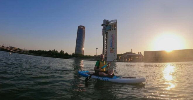 Sunset PaddleSurf Tour: Seville, Triana, La Cartuja - Photography and Equipment