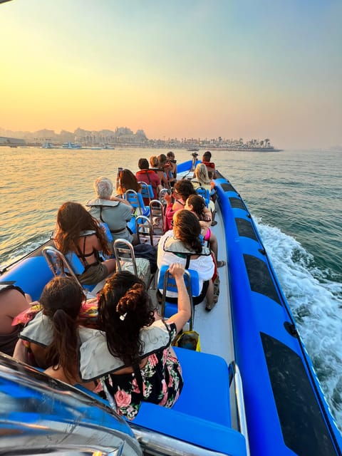 SUNSET Portimão: Benagil Cave and Marinha Boat Trip - Accessibility Features
