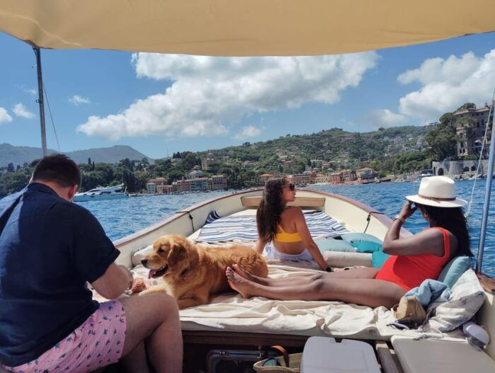 Sunset private boat tour with aperitif in Portofino - FAQ