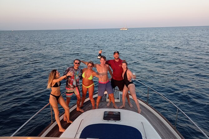 Sunset Private Sailing & Sleeping on Board - Expectations and Highlights