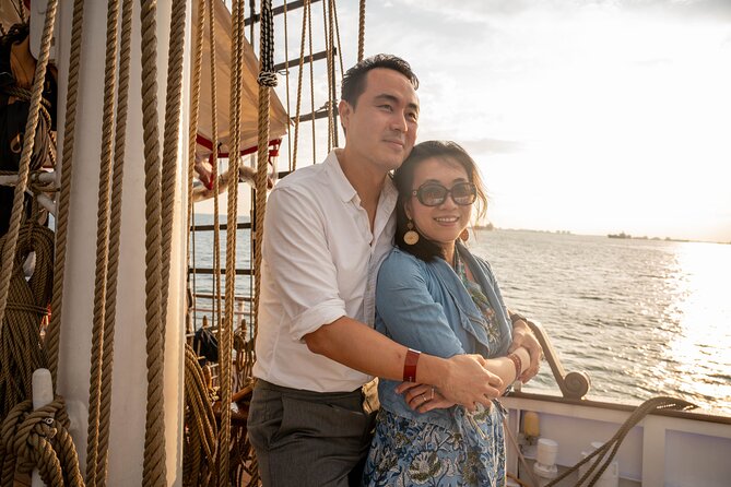 Sunset Sail Cruise With 5 Course Seated Dinner - Sail Past Iconic Landmarks